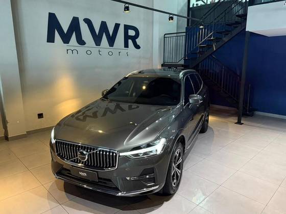 VOLVO XC60 2.0 T8 HYBRID INSCRIPTION AWD GEARTRONIC VOLVO XC60 2.0 T8 HYBRID INSCRIPTION AWD GEARTRONIC